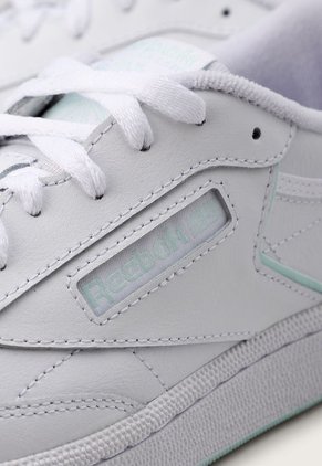 Tenis Lifestyle Blanco-Verde Menta Reebok Classics Club C 85