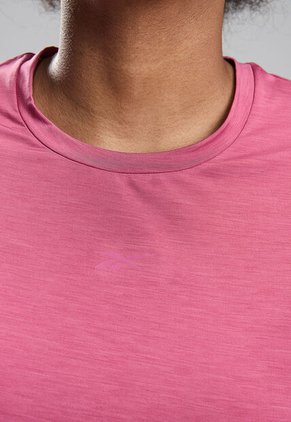 Camiseta Reebok Chill Athletic Rosa