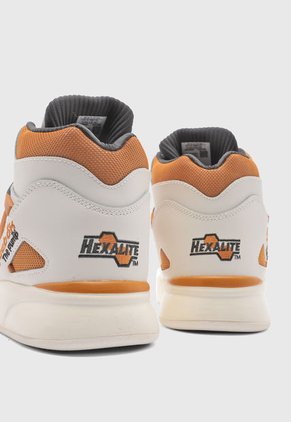 Tenis Reebok Pump Omni Zone II Marfil