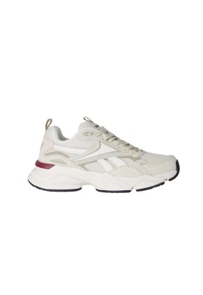 TENIS CHARGE RUN REEBOK
