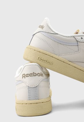 Tenis Reebok Classics Club C 85 Marfil