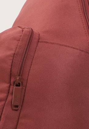 Morral  Palo Rosa-Blanco Reebok Classics  Classics Foundation