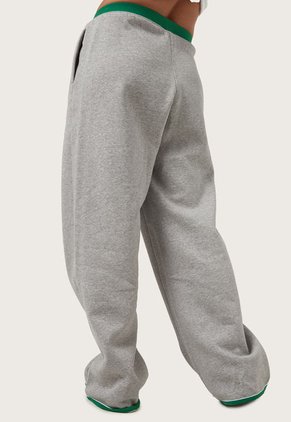 Pantalón Sudadera Gris-Verde Reebok Identity Fleece