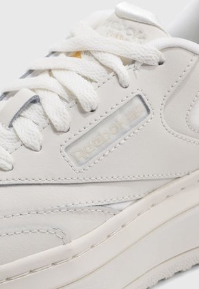 Tenis Lifestyle Beige-Dorado Reebok Club C Extra