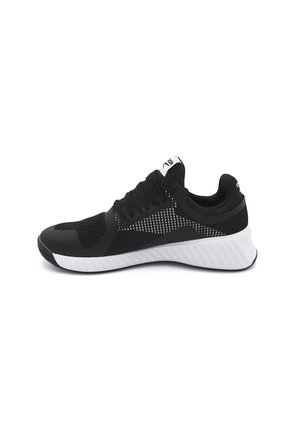 TENIS FLIP CHARGE  REEBOK