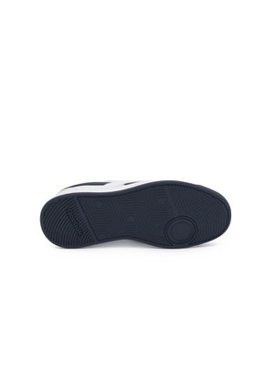 TENIS  COURT ADVANCE  REEBOK