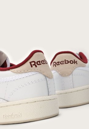 Tenis Lifestyle Blanco-Beige-Borgoña Reebok Classics Club C 85