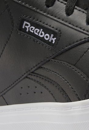 Tenis Lifestyle Negro-Blanco Reebok Court Advance Bold High