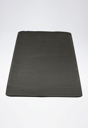 Colchoneta Negro-Blanco Reebok Tech Style