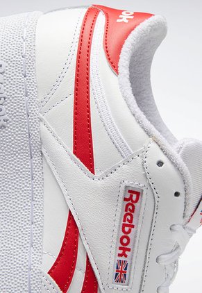Tenis Lifestyle Blanco-Rojo Reebok Classics Club C Revenge