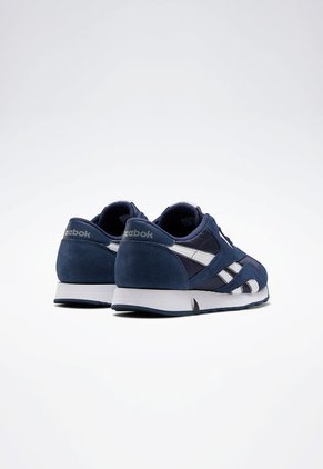 Tenis Lifestyle Azul Navy-Blanco Reebok Classics	 Classic Nylon