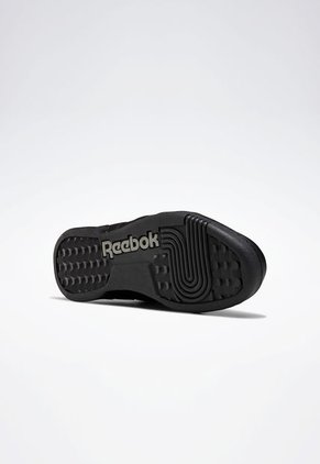 Tenis Negro Reebok Workout Plus