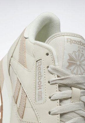 Tenis Lifestyle Beige-Taupe-Café Reebok Classics Classic Leather