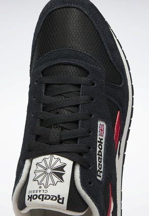 Tenis Lifestyle Negro-Blanco-Borgoña Reebok Classics Classic Leather