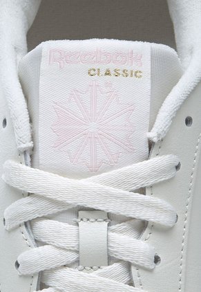 Tenis Lifestyle Marfil-Rosa Reebok Classics Club C 85