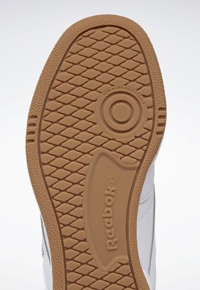 Tenis Lifestyle Blanco-Vinotinto Reebok Classics Club C 85