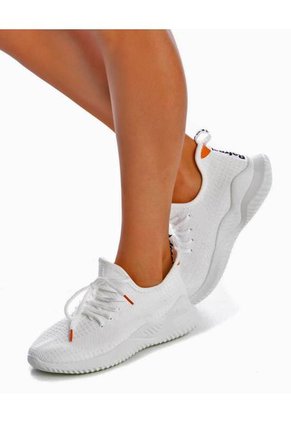 TENIS BLANCO REFRESH UMA