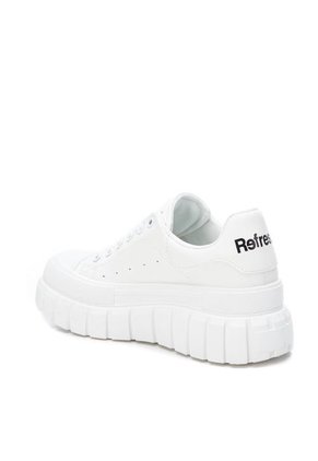 TENIS BLANCO REFRESH BABELI
