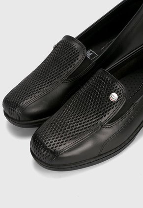 Mocasín Negro Romulo