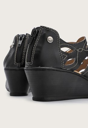 Sandalia Tacón Negro Romulo