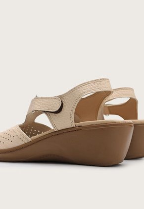 Sandalia Tacón Corrido Beige-Café Romulo