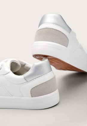 Tenis Lifestyle Blanco-Plateado-Gris Royal County of Berkshire Polo Club