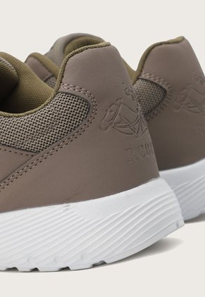 Tenis Lifestyle Marrón-Blanco Royal County of Berkshire Polo Club