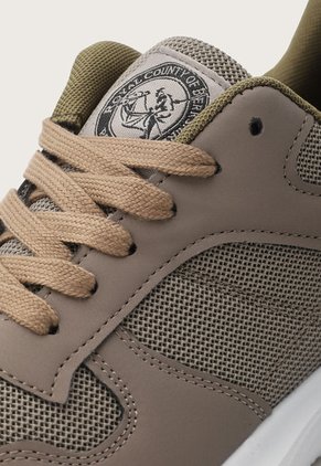 Tenis Lifestyle Marrón-Blanco Royal County of Berkshire Polo Club