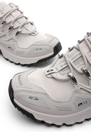 Tenis Salomon ACS + CSWP Silver Metallic Blanco
