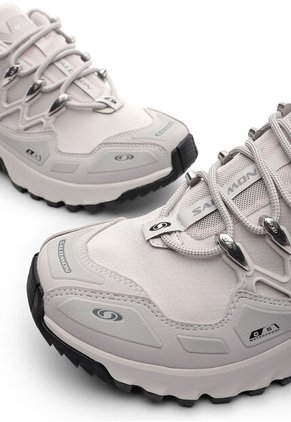Tenis Salomon ACS + CSWP Silver Metallic Blanco