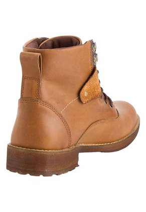 Bota Casual Miel San Polos