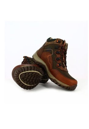 Zapato OUTDOOR Para Hombre Marca SAN POLOS