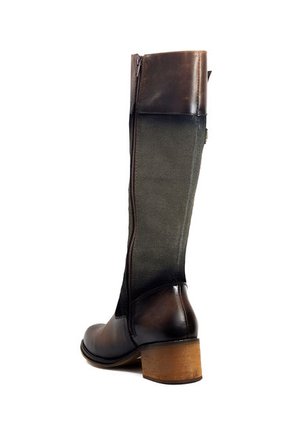 Botas San Polos Casual Mujer EK2360 Pardo