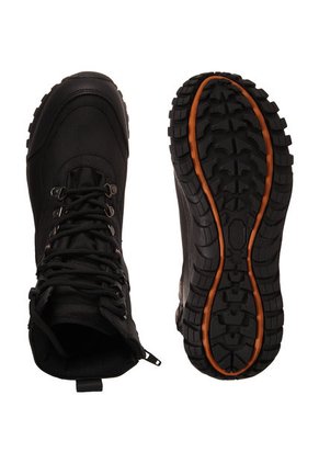 Bota Outdoor Negra San Polos