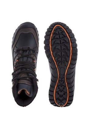 Bota Outdoor Café San Polos