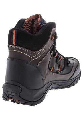 Bota Outdoor Café San Polos