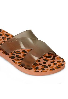 Sandalias Animal Print Sandak Julieta S Mujer