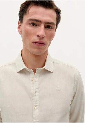 Camisa Tipo Polo New Colors 57296CREAM45 Crema