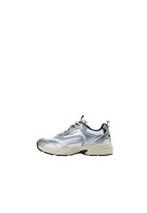 Tenis Scalpers Thunder Mujer 58540SILVER39 Multicolor