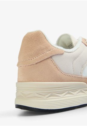 Tenis Scalpers Harry Mujer 58303OFFWHITEPEACH41 Multicolor