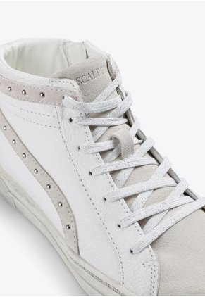 Tenis Scalpers Studs High Mujer 58539OFFWHITE39 Multicolor