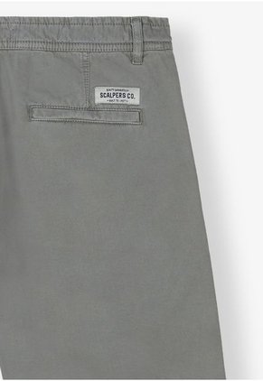 Bermuda Outfitters Light Khaki Scalpers