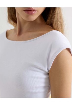 Camiseta Para Mujer Manga Corta Cuello Redondo Color Marfil Marca Seven Seven #28096453