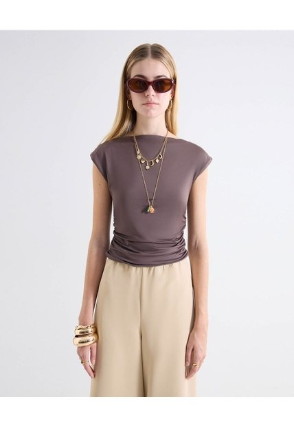 Camiseta Escote Ojal Recogidos Laterales  Para Mujer Café Seven Seven