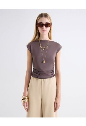 Camiseta Escote Ojal Recogidos Laterales Para Mujer Café Seven Seven