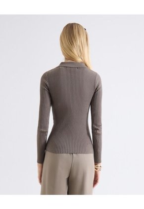 Camiseta Tricot Cuello Contraste  Para Mujer Café Seven Seven