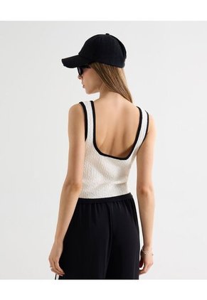 Camiseta Para Mujer Manga Sisa Moda Color Crudo Marca Seven Seven #28096290