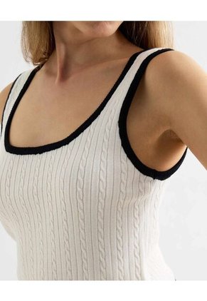 Camiseta Para Mujer Manga Sisa Moda Color Crudo Marca Seven Seven #28096290