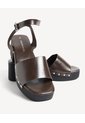 Sandalias De Tacón Con Tachas  Para Mujer Café Seven Seven de Seven Seven