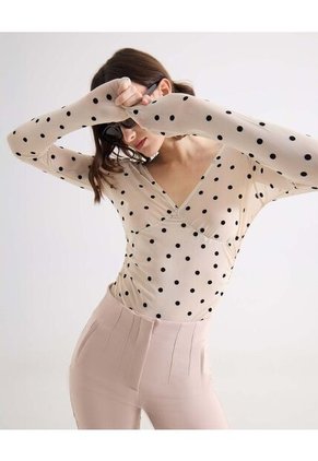 Camiseta Para Mujer Manga Larga Cuello V Color Marfil Marca Seven Seven #28096478